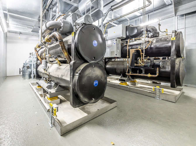 Tiefengeothermie. Geothermische Anlage Potsdam produziert Wärme für Wohnquartier. Deutschland 2025