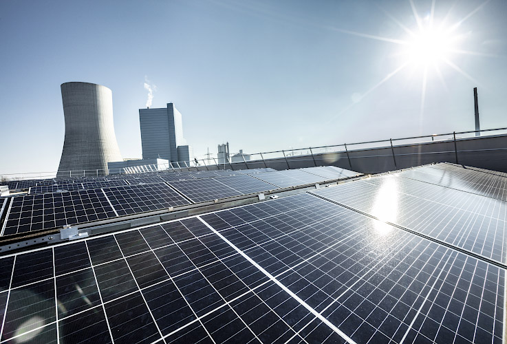 ALDI NORD PV Dachanlage vor Uniper Steinkohlekraftwerk Datteln 4 2020