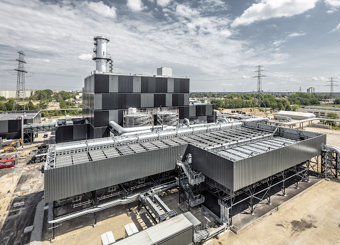 Modernes Vattenfall Gas-und Dampfturbinen Heizkraftwerk Berlin Marzahn 2020