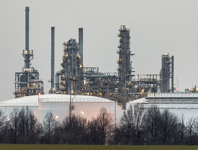 TOTAL Raffinerie Mitteldeutschland, Betreiber TotalEnergies SE. Leuna, Sachsen-Anhalt Deutschland, 2022