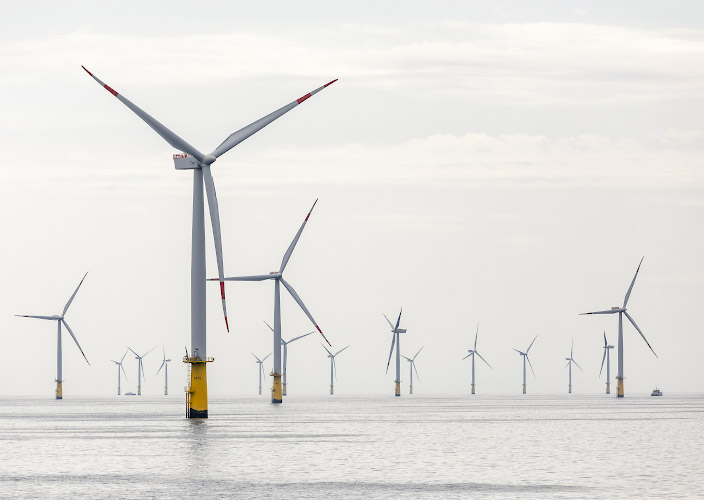 Nordsee Offshore Windpark Meerwind Sued Ost mit Siemens Gamesa Windturbinen. 35 km noerdlich Insel Helgoland. 2023