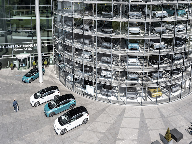 Produktion Volkswagen ID.3 in Glaeserne Manufaktur. Dresden 2021