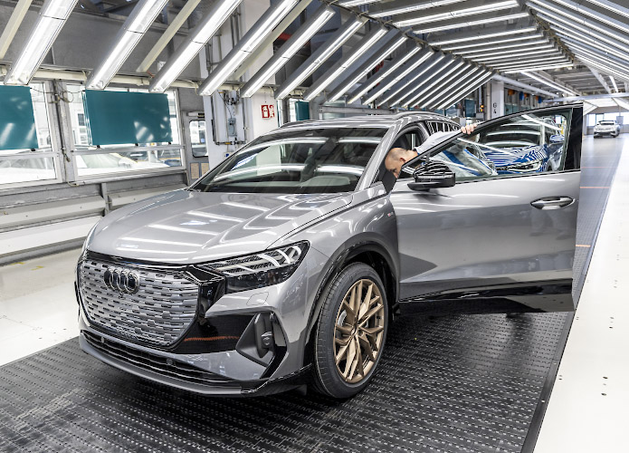 Volkswagen Autofabrik Werk Mosel, Finishing Audi Q4 e-tron. Zwickau 2022