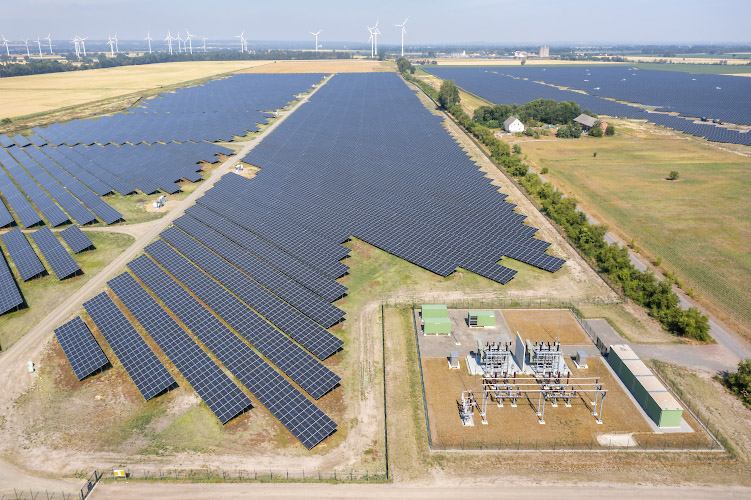 Inbetriebnahme EnBW Solarpark Alttrebbin 2021-2022