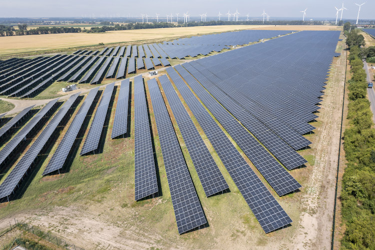 Inbetriebnahme EnBW Solarpark Alttrebbin 2021-2022