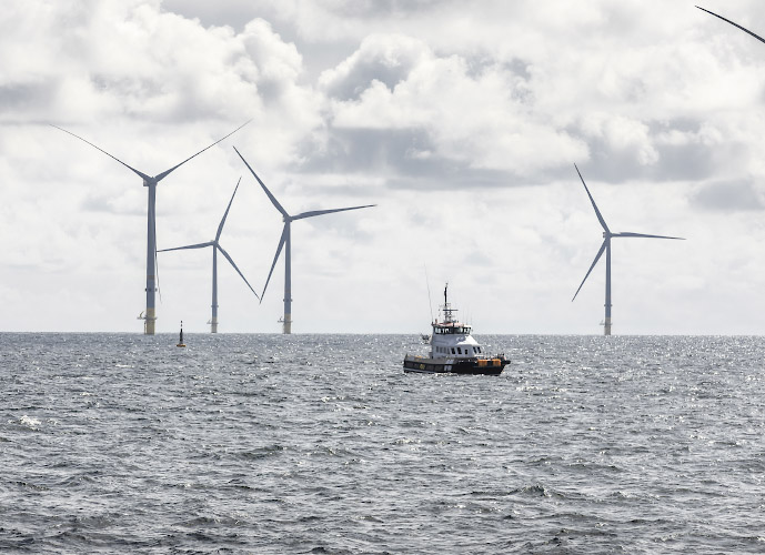 Parkwind Offshore Windpark Arcadis Ost One. Crew Transport Vessel Piloter by Northern Offshore Services. CTV JNBP JERA NEX BP. Deutsche Ostsee Baltic Sea 2025