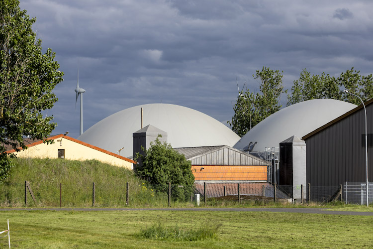 Biogasanlage. Energieautarkes Dorf Feldheim. Deutschland 2025