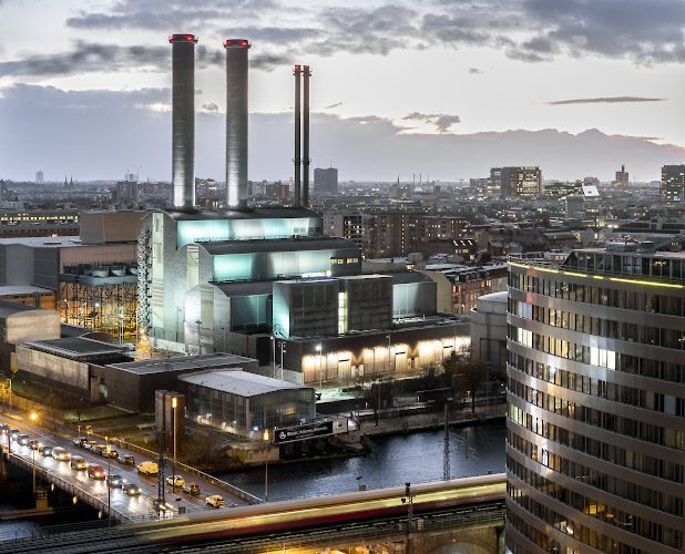 BEW GuD Gas-und Dampfturbinen-Heizkraftwerk Mitte, Hauptbrennstoff Erdgas. Berlin, Deutschland. 2022