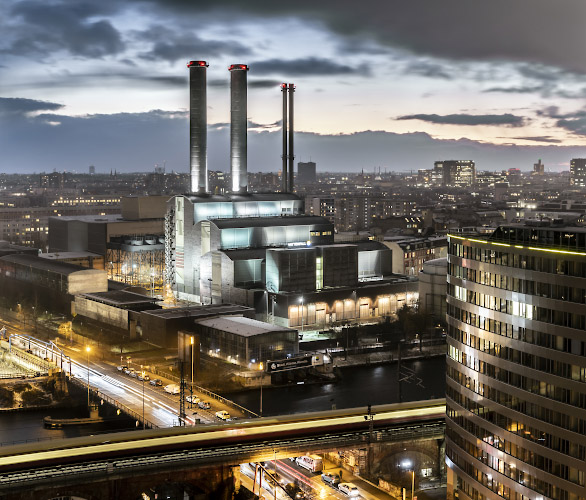 BEW GuD Gas-und Dampfturbinen-Heizkraftwerk Mitte, Hauptbrennstoff Erdgas. Berlin, Deutschland. 2022