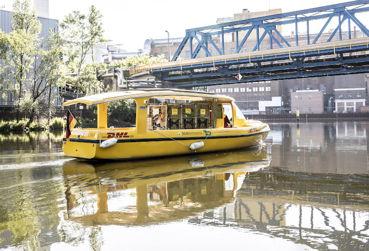 Pilotprojekt Deutsche Post DHL Solarschiff. Solarboot Berlin Deutschland 2023