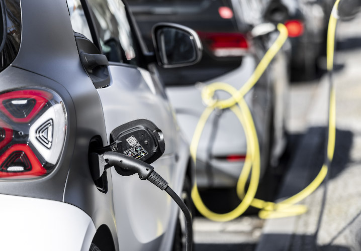 Ladesaeule der Berliner Stadtwerke. Berlin Deutschland 2026