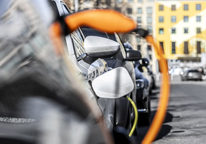 Ladesaeule der Berliner Stadtwerke. Berlin Deutschland 2026